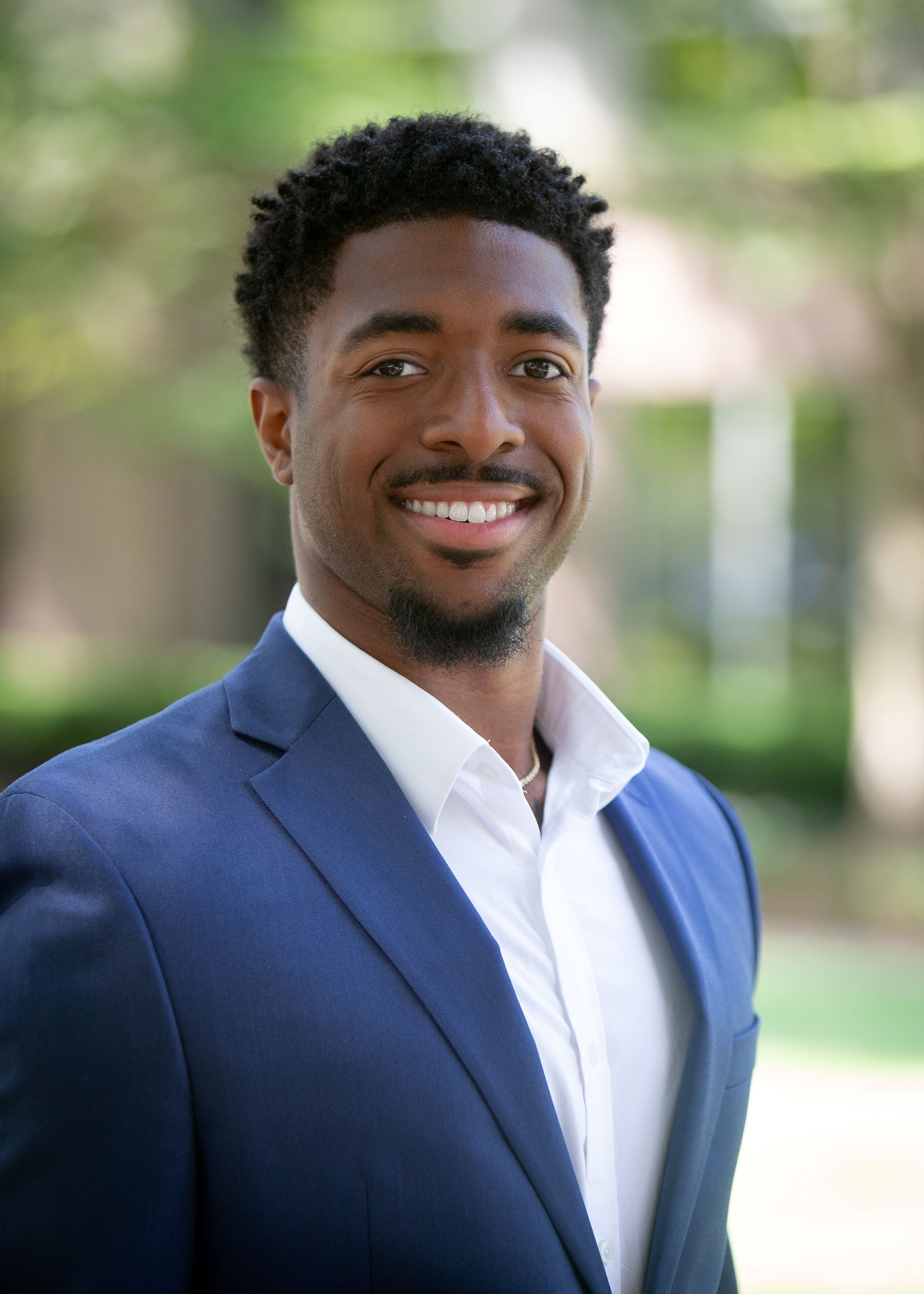 Elijah  Ealey Team Contact Image